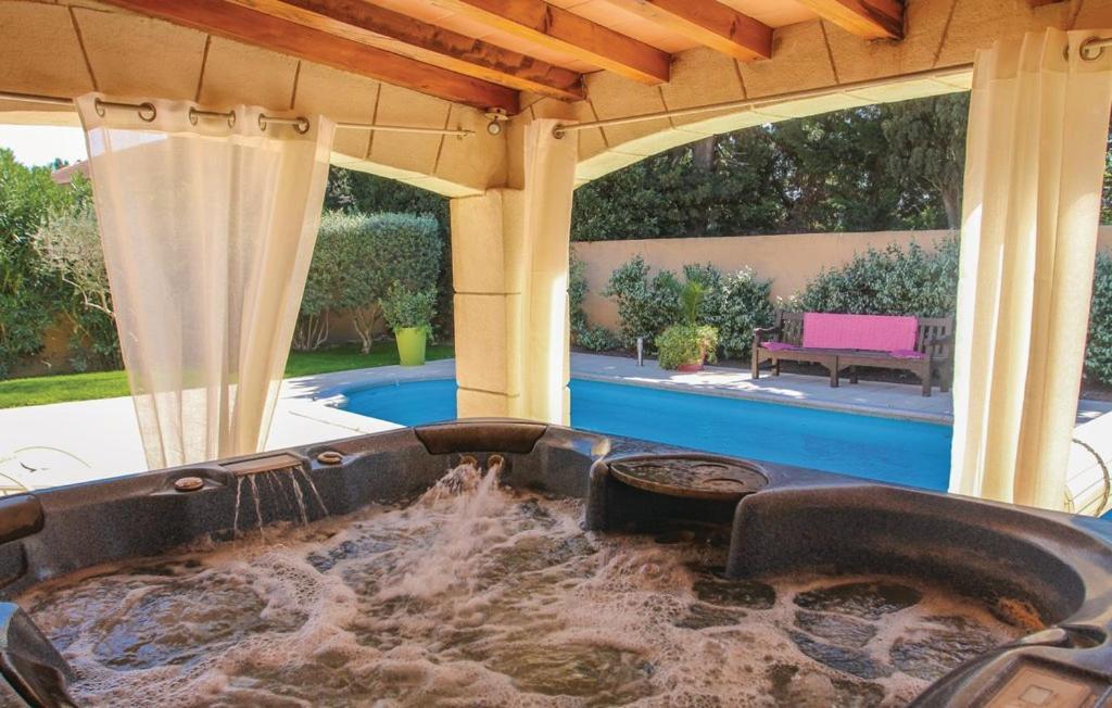 Villa Flamenca - Piscine Chauffee Châteaurenard Eksteriør bilde